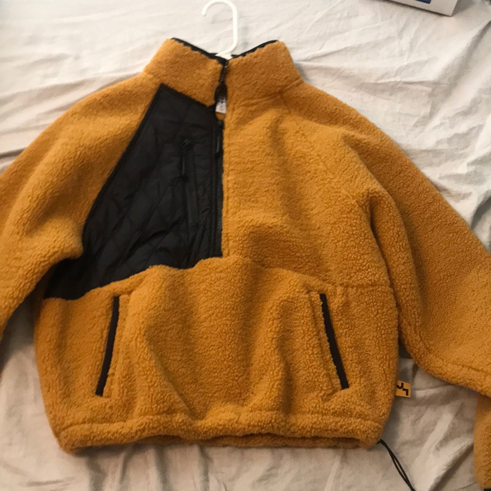 Mustard/gold fleece half zip